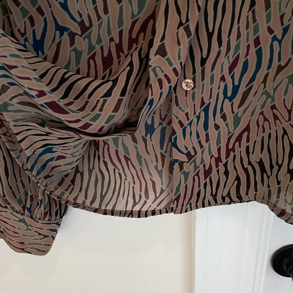 Vintage Alexandria Long Sleeve Collared Blouse Silky Size 8 Brown Burgundy - Picture 5 of 8